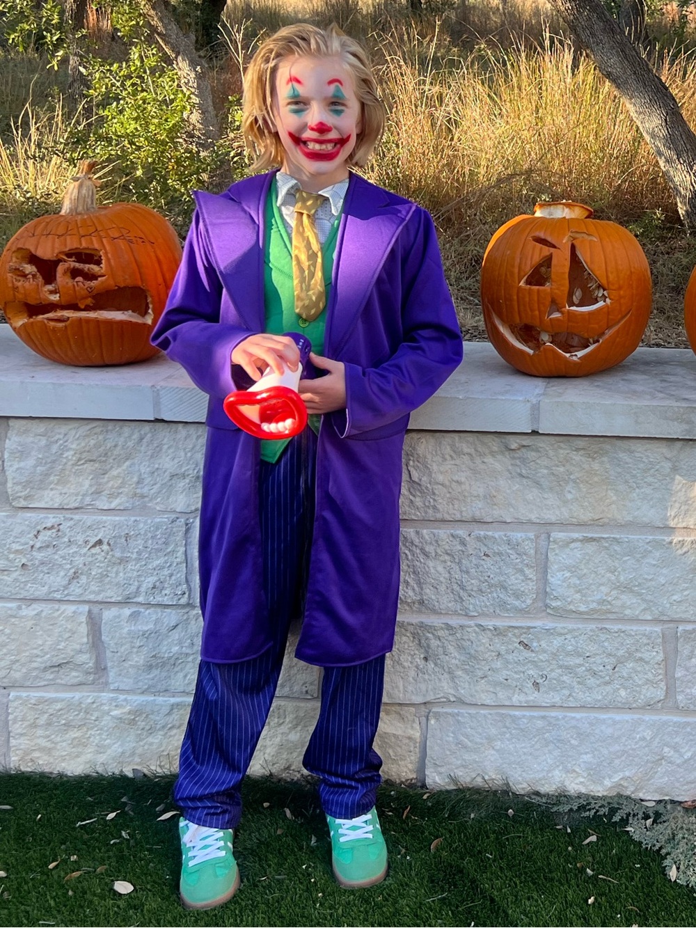 Rubies Kids Joker Costume from The Dark Knight trilogy, outfit and rubber mask